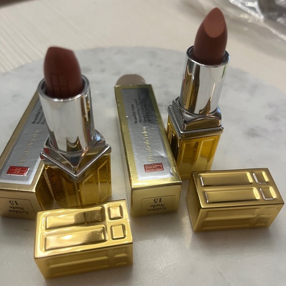 Elizabeth Arden Lipstick GOLDEN NUDE 15 Moisturizing Makeup Lips New Set of 2 - Picture 4 of 6